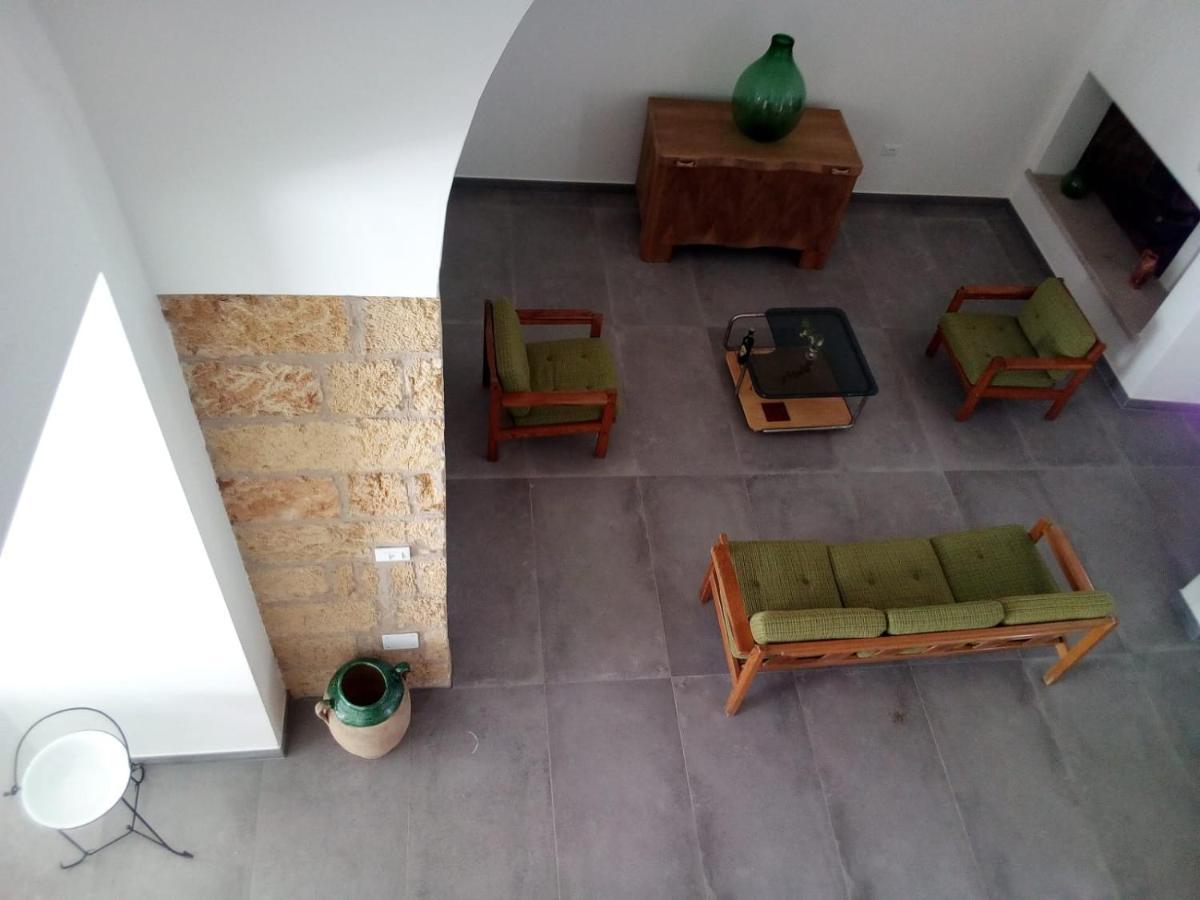 לינה וארוחת בוקר קסטריניאנו דל קאפו Cortile Calinea מראה חיצוני תמונה
